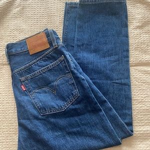 Levi 501 Jeans size 24